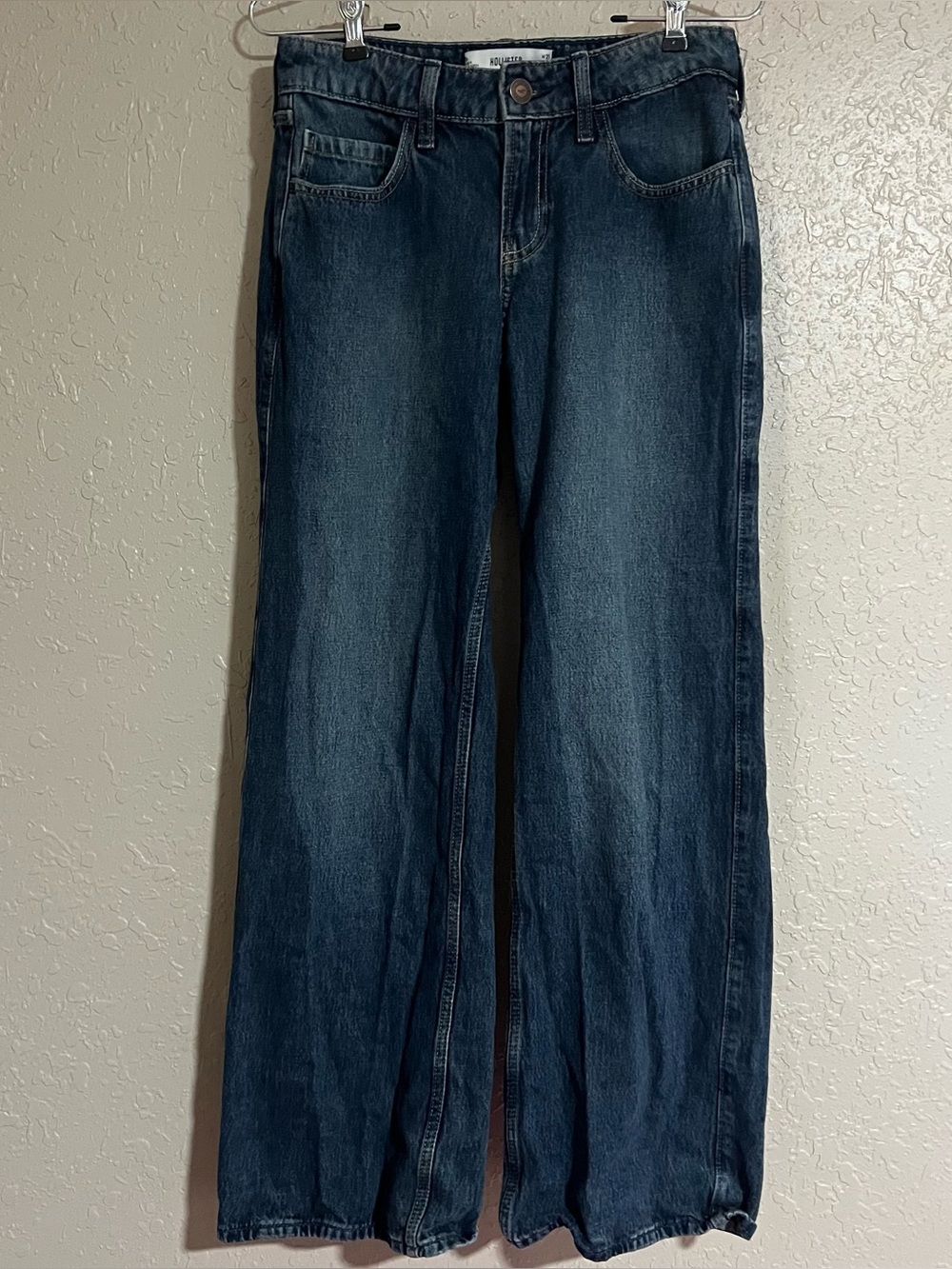 Hollister Low Rise Baggy Jeans Size 0R